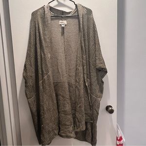 Open Sleeveless Cardigan Shawl